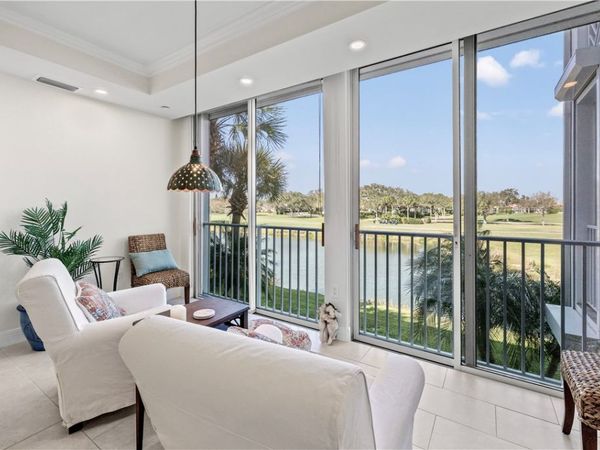 4775 S Harbor Drive, Unit 202, Vero Beach, FL 32967