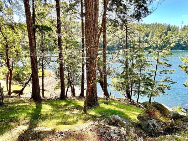 231 Halibut Hill Rd, Mudge Island, BC V0R 1X6