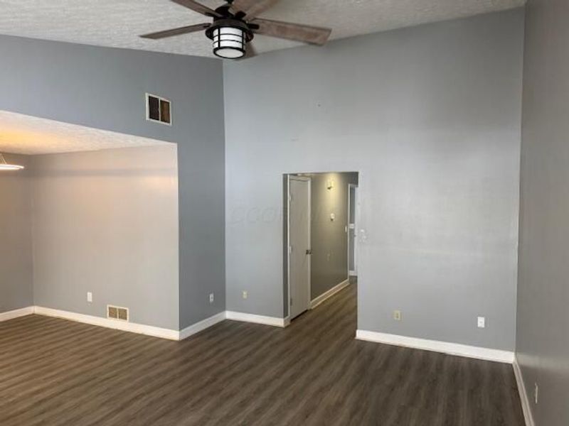 5491 Parkshire Drive, Columbus, OH 43229 Photo 4