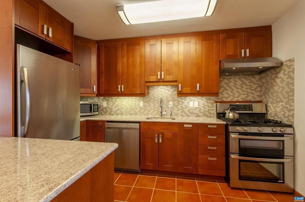 137 Hessian Hills Cir, Unit 3, Charlottesville, VA 22901 Main Photo