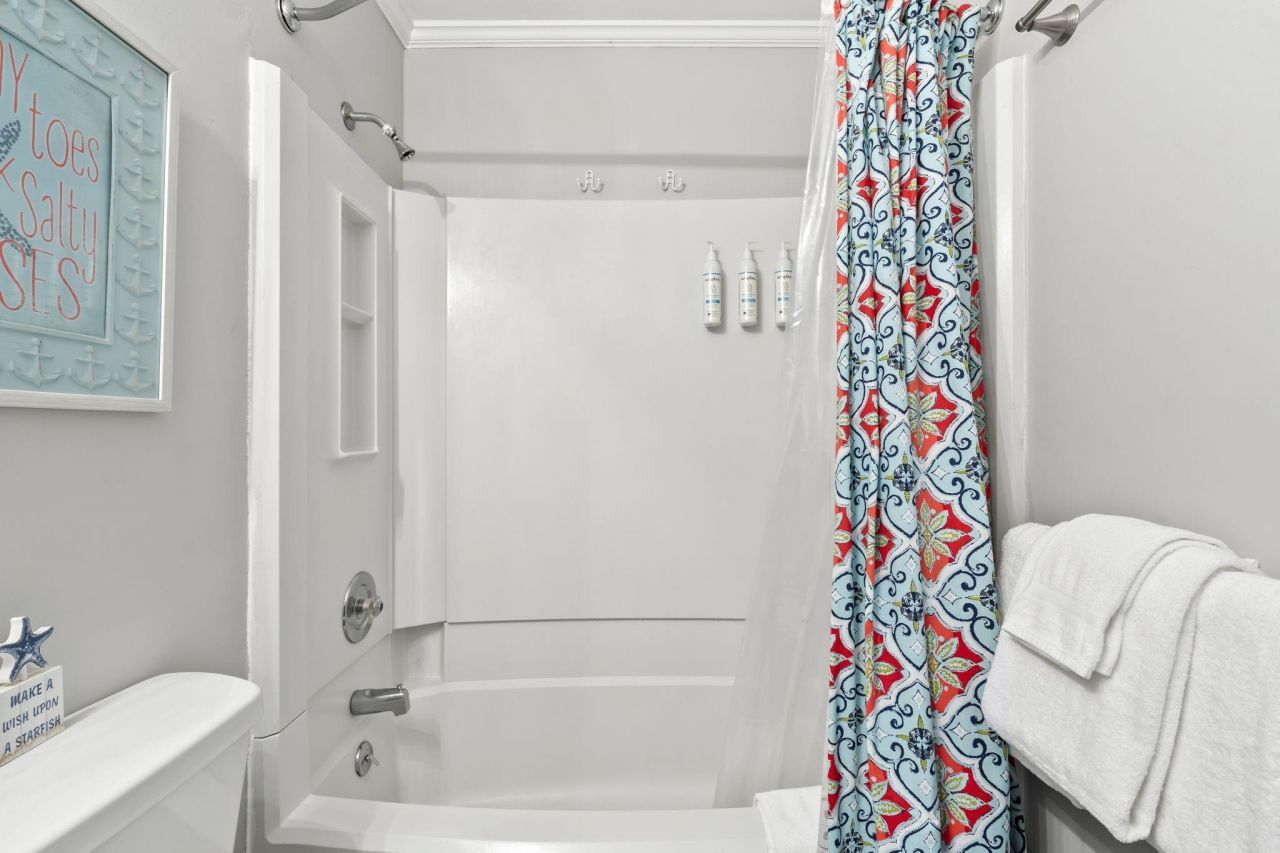 609 Hillside Dr. S Photo 23