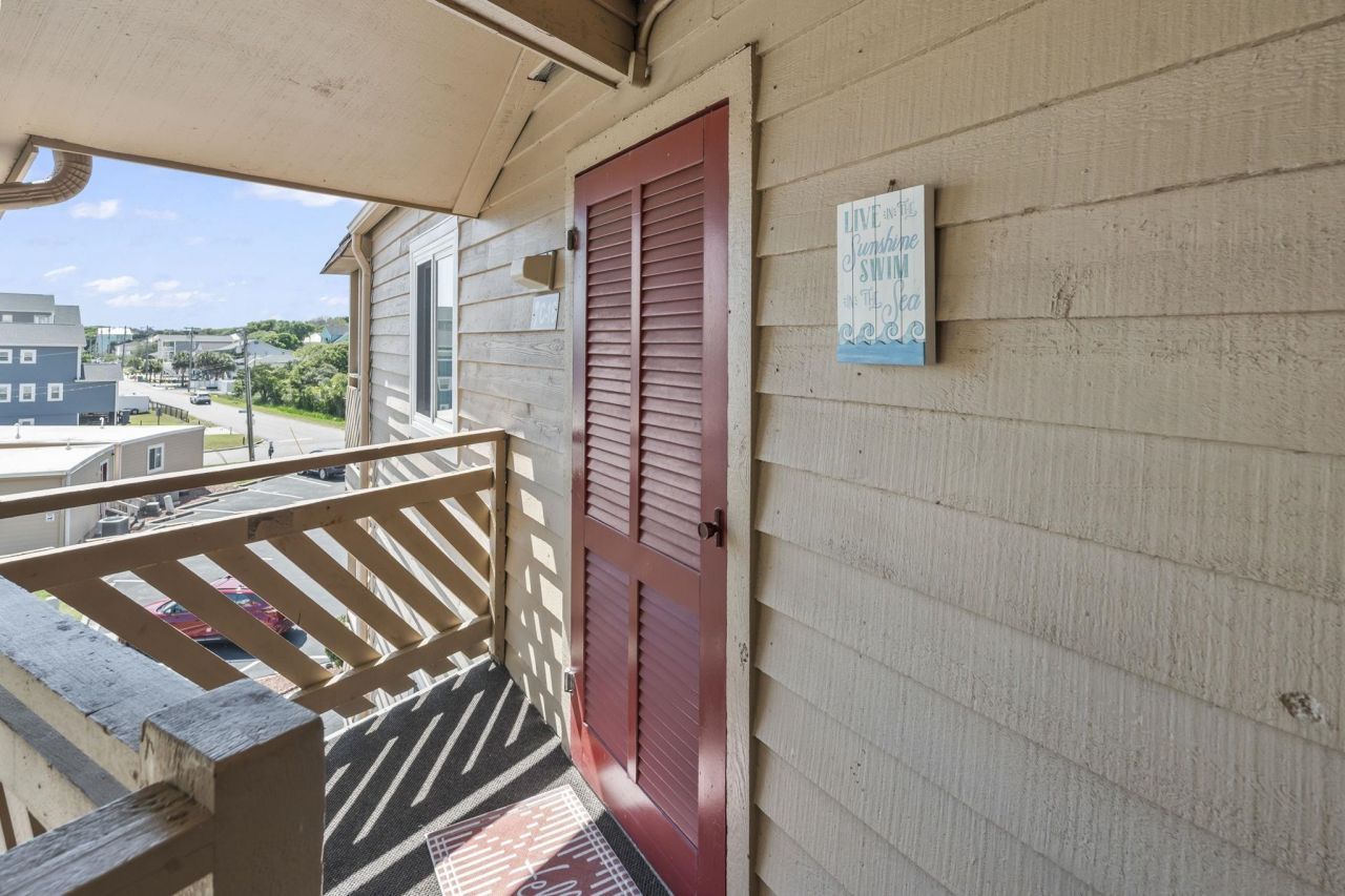 609 Hillside Dr. S Photo 29