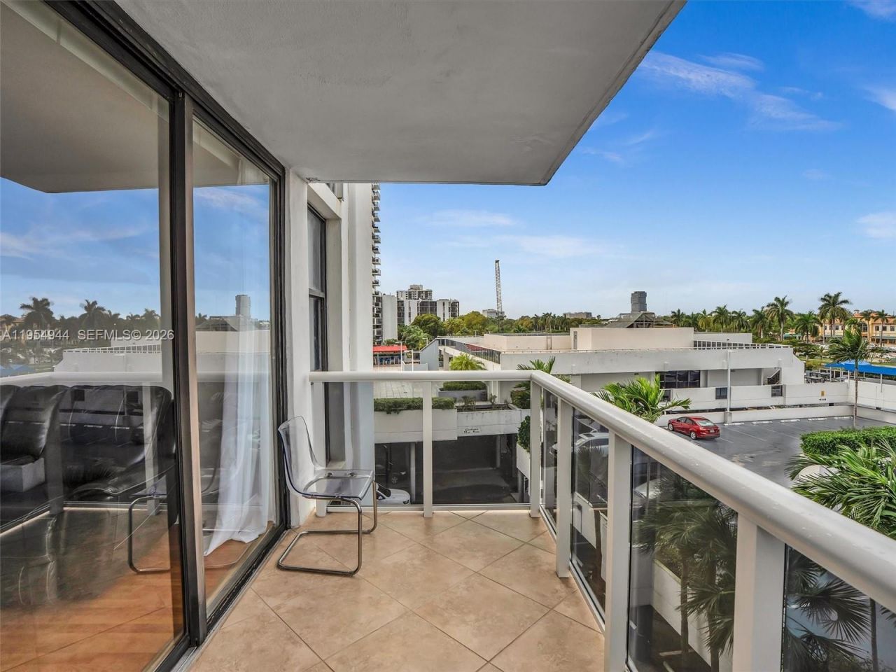 3675 N Country Club Dr , Unit 410, Aventura, FL 33180 Photo