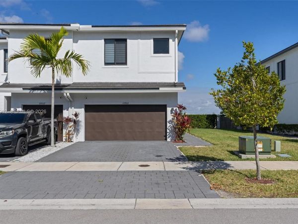 10933 SW 232nd Ter, Homestead, FL 33032