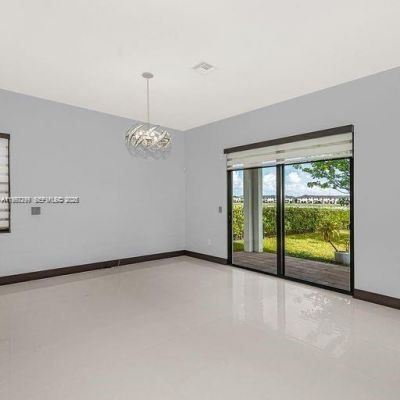 8981 NW 154th Ter, Unit 8981, Miami Lakes, FL 33018 Photo