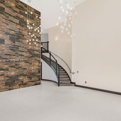 8981 NW 154th Ter, Unit 8981, Miami Lakes, FL 33018 Photo