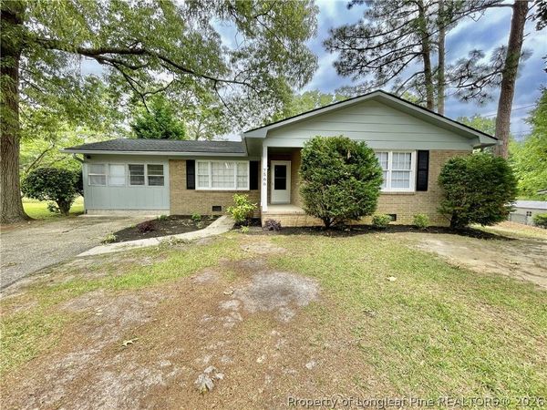 7566 Carrollburg Drive, Fayetteville, NC 28303