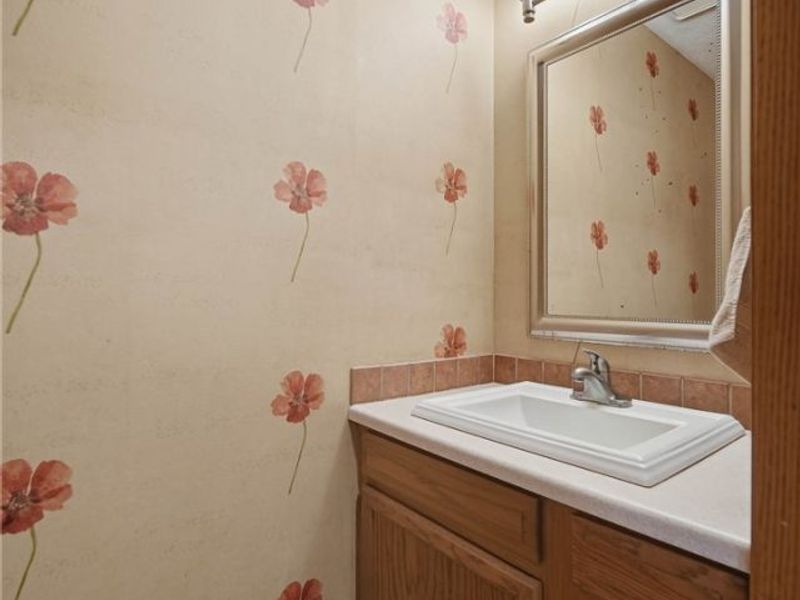 6416 Blossomwood Circle NE, Canton, OH 44721 Photo 15