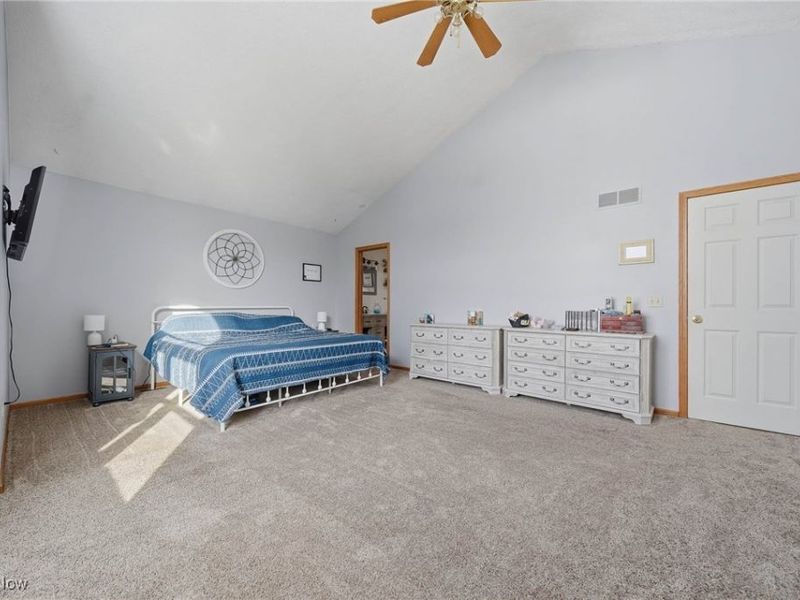 6416 Blossomwood Circle NE, Canton, OH 44721 Photo 18