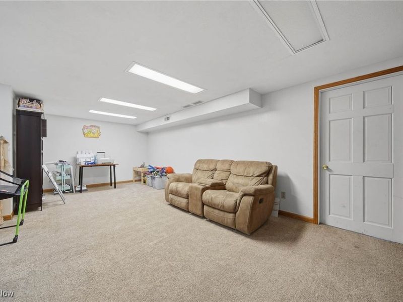 6416 Blossomwood Circle NE, Canton, OH 44721 Photo 30