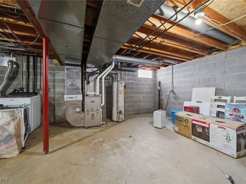 6416 Blossomwood Circle NE, Canton, OH 44721 Photo 34