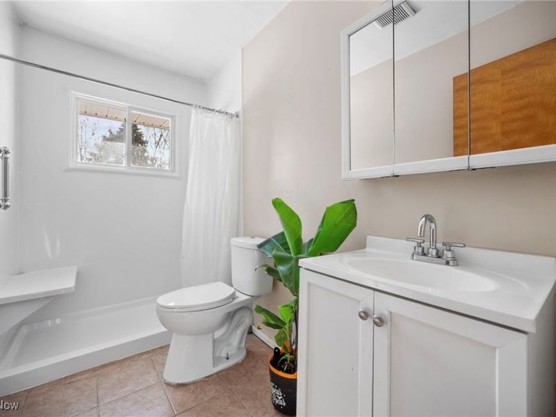 4390 Middle Ridge Road, Perry, OH 44081 Photo 18