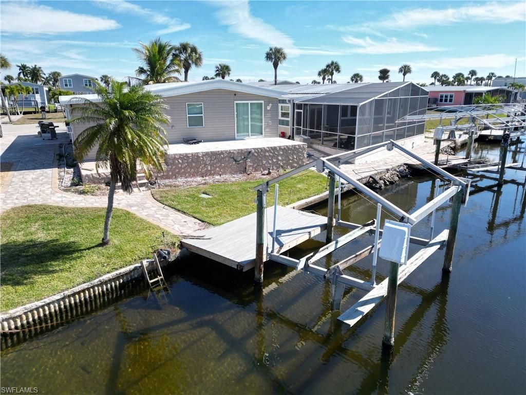 17700 Peppard Dr , Fort Myers Beach, FL 33931 Photo