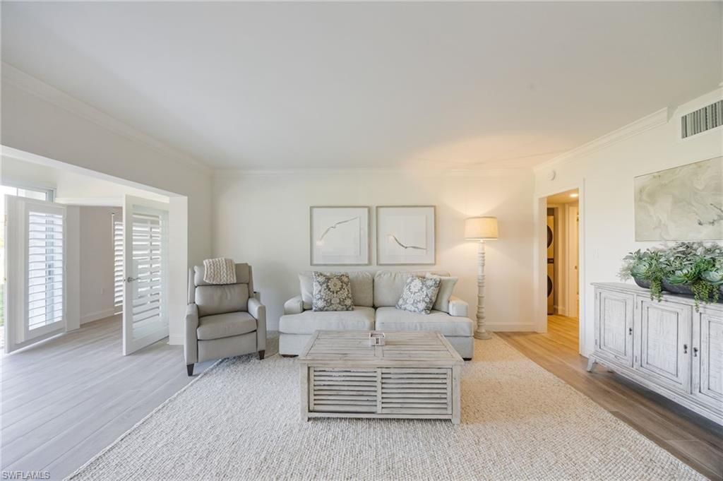 383 Harbour Dr, Unit 101, Naples, FL 34103 Photo