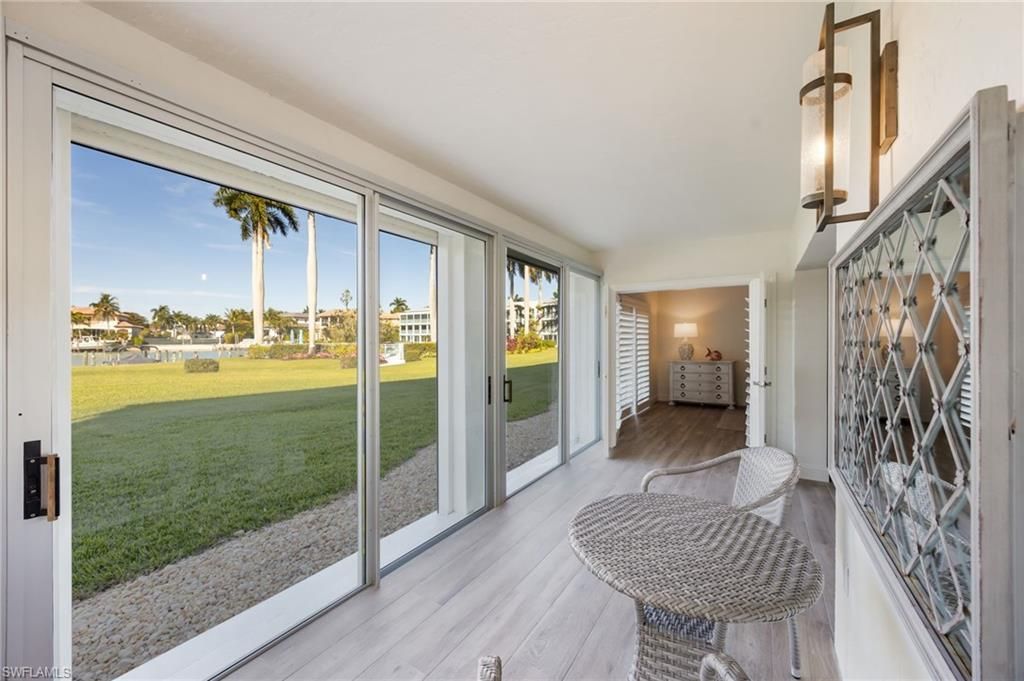 383 Harbour Dr, Unit 101, Naples, FL 34103 Photo
