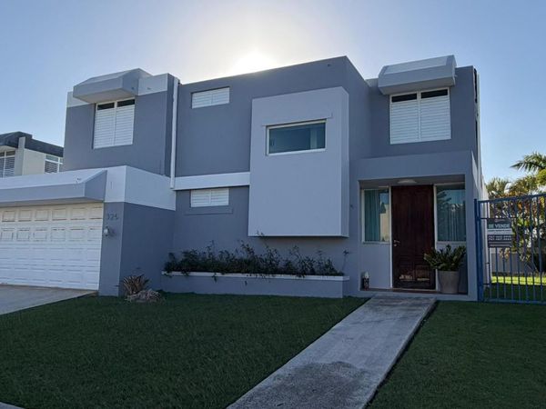 325 AVENIDA ISLA VERDE, Vega Baja, PR 00693