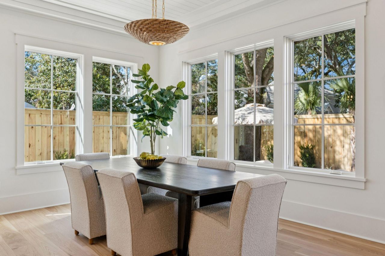 740 Atlantic Street Photo 23