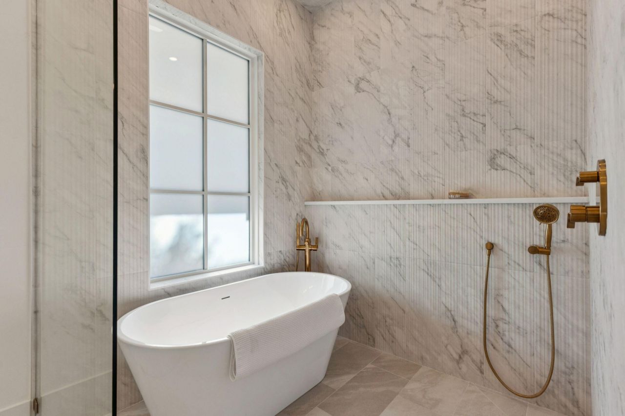 740 Atlantic Street Photo 36