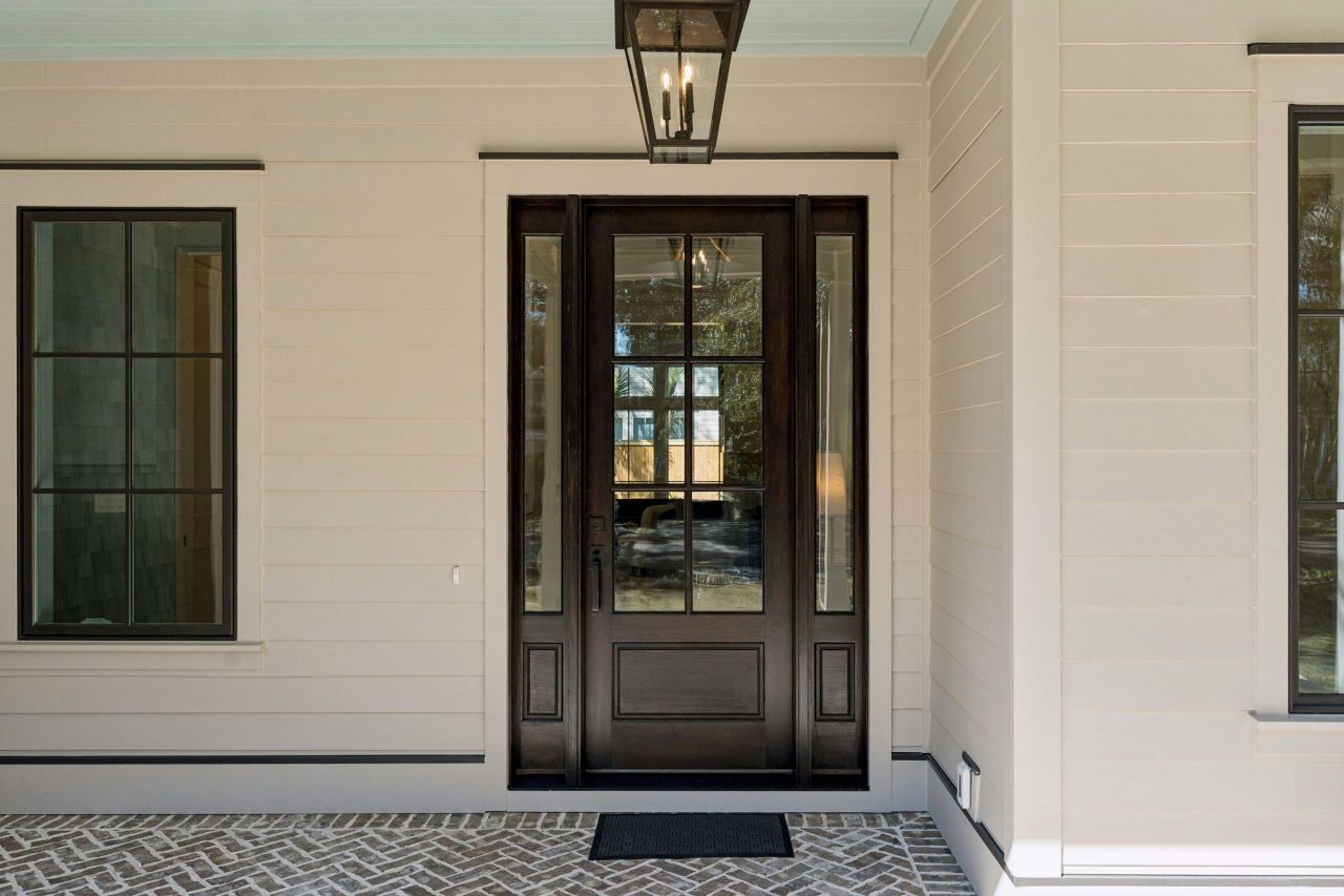 740 Atlantic Street Photo 5