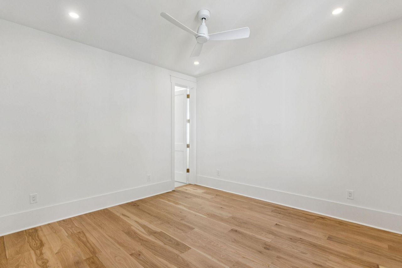 740 Atlantic Street Photo 54