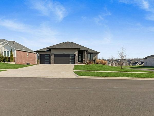 5996 S Holland Avenue, Springfield, MO 65810