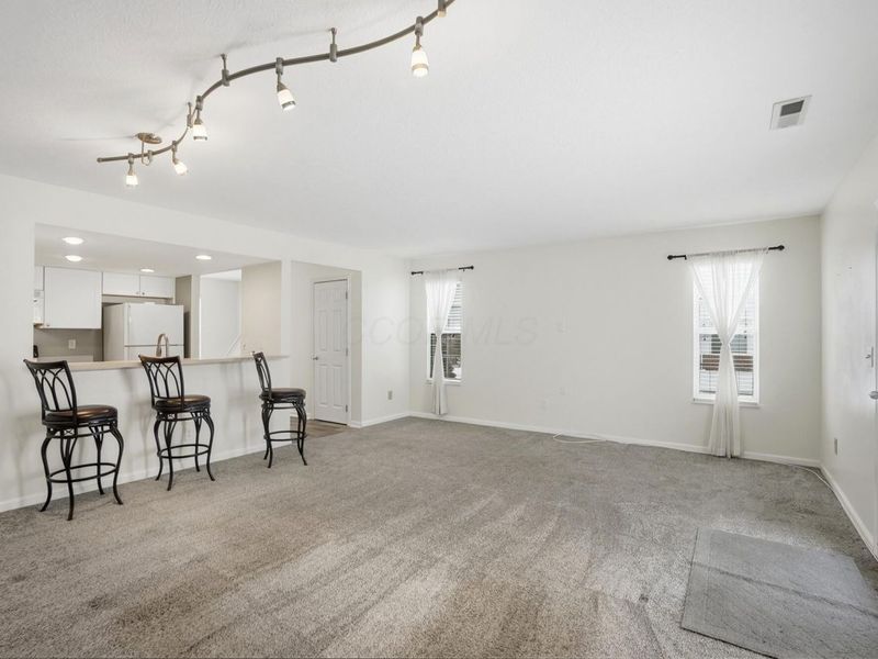 6336 Lakeview Drive E, Unit 19, Grove City, OH 43123 Photo 10