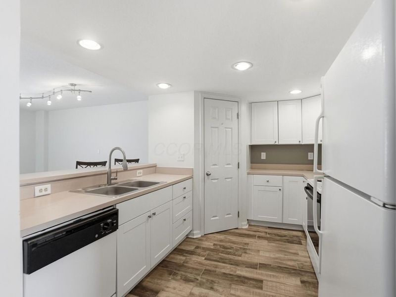 6336 Lakeview Drive E, Unit 19, Grove City, OH 43123 Photo 14