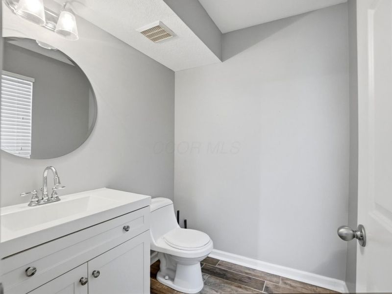 6336 Lakeview Drive E, Unit 19, Grove City, OH 43123 Photo 20