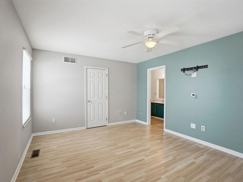 6336 Lakeview Drive E, Unit 19, Grove City, OH 43123 Photo 25