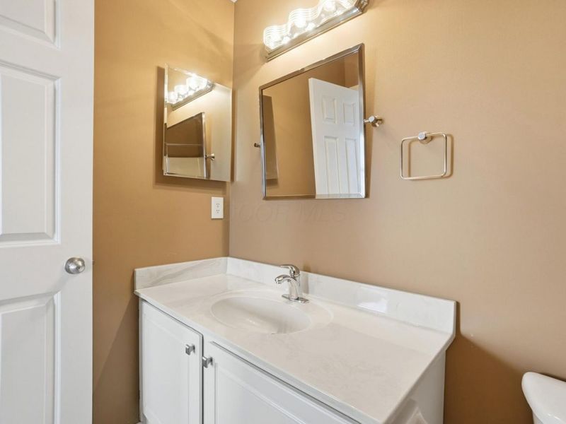 6336 Lakeview Drive E, Unit 19, Grove City, OH 43123 Photo 34