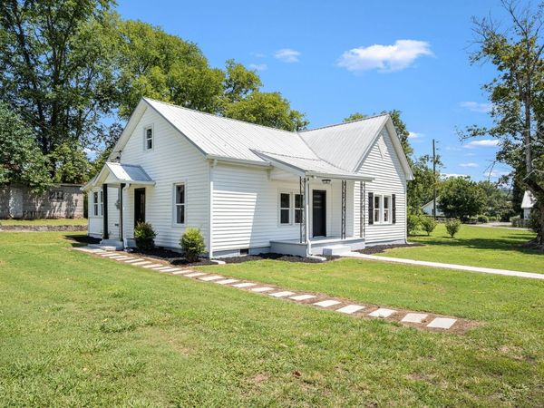 112 Re Davenport Ave, Auburntown, TN 37016