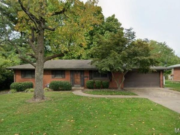 311 Chevy Chase Drive, Belleville, IL 62223