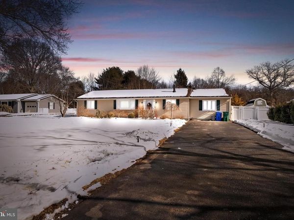 387 CHESTERFIELD-JACOBSTOWN ROAD, WRIGHTSTOWN, NJ 08562