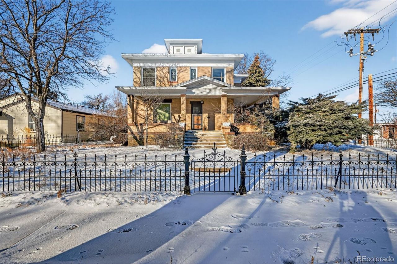 107 S 4th Avenue, Brighton, CO 80601 Main Photo