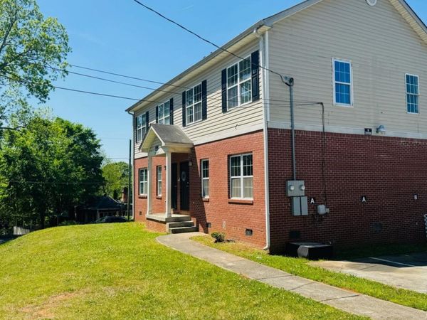 2435 Bellview Avenue NW, Atlanta, GA 30318