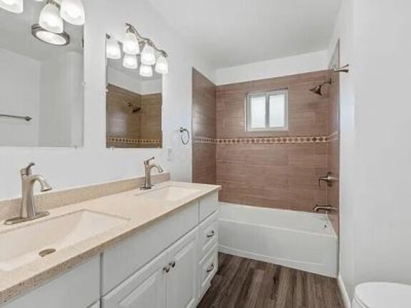 1208 Woodbrook Lane, Unit 307, Columbus, OH 43223 Photo 5