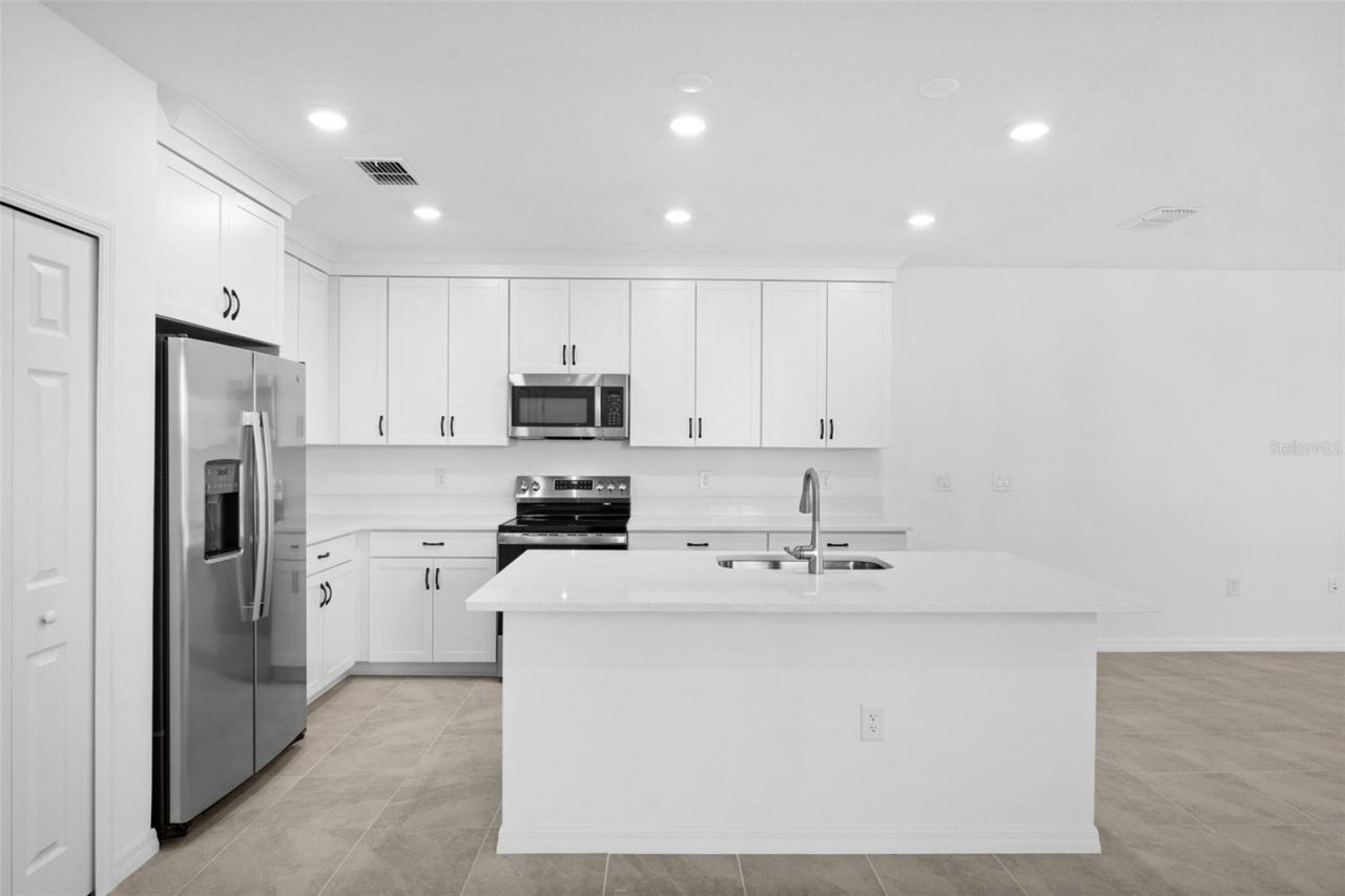 5429 Tripoli Drive, Palmetto, FL 34221 Photo