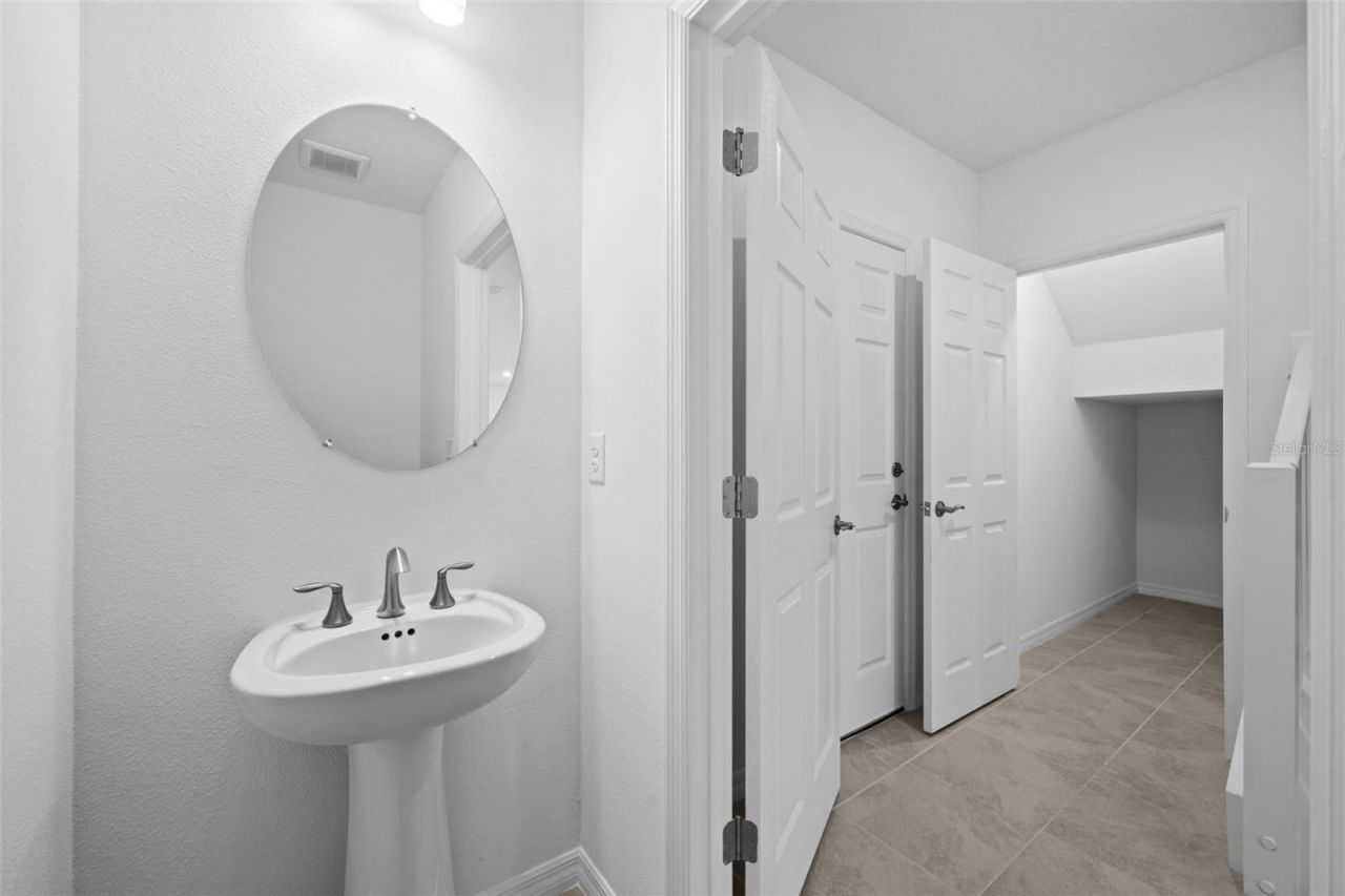 5429 Tripoli Drive, Palmetto, FL 34221 Photo