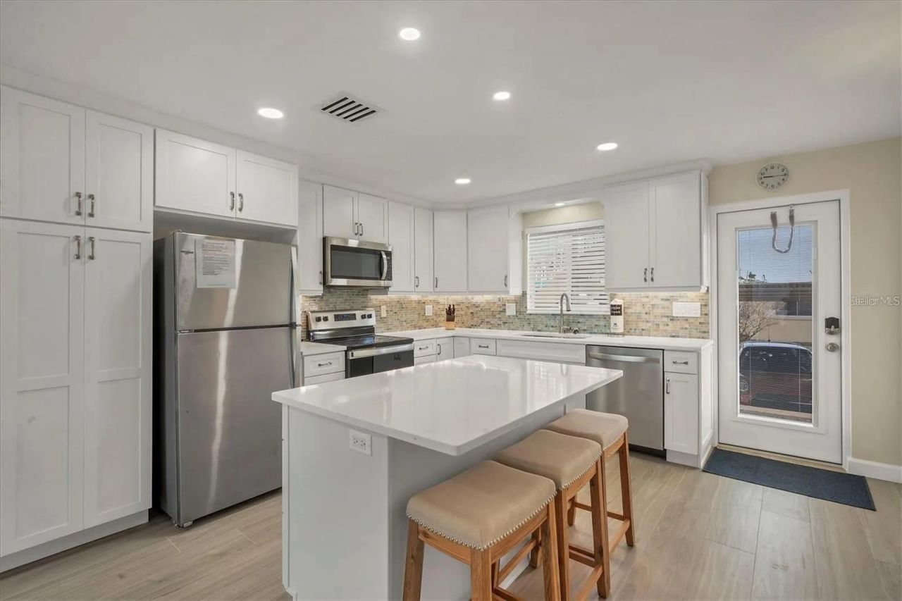 6006 Midnight Pass Road, Unit 36, Sarasota, FL 34242 Photo