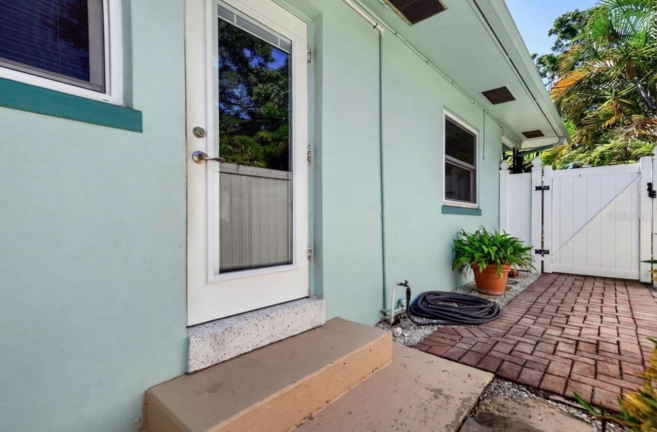 811 26th Avenue N, Saint Petersburg, FL 33704 Photo