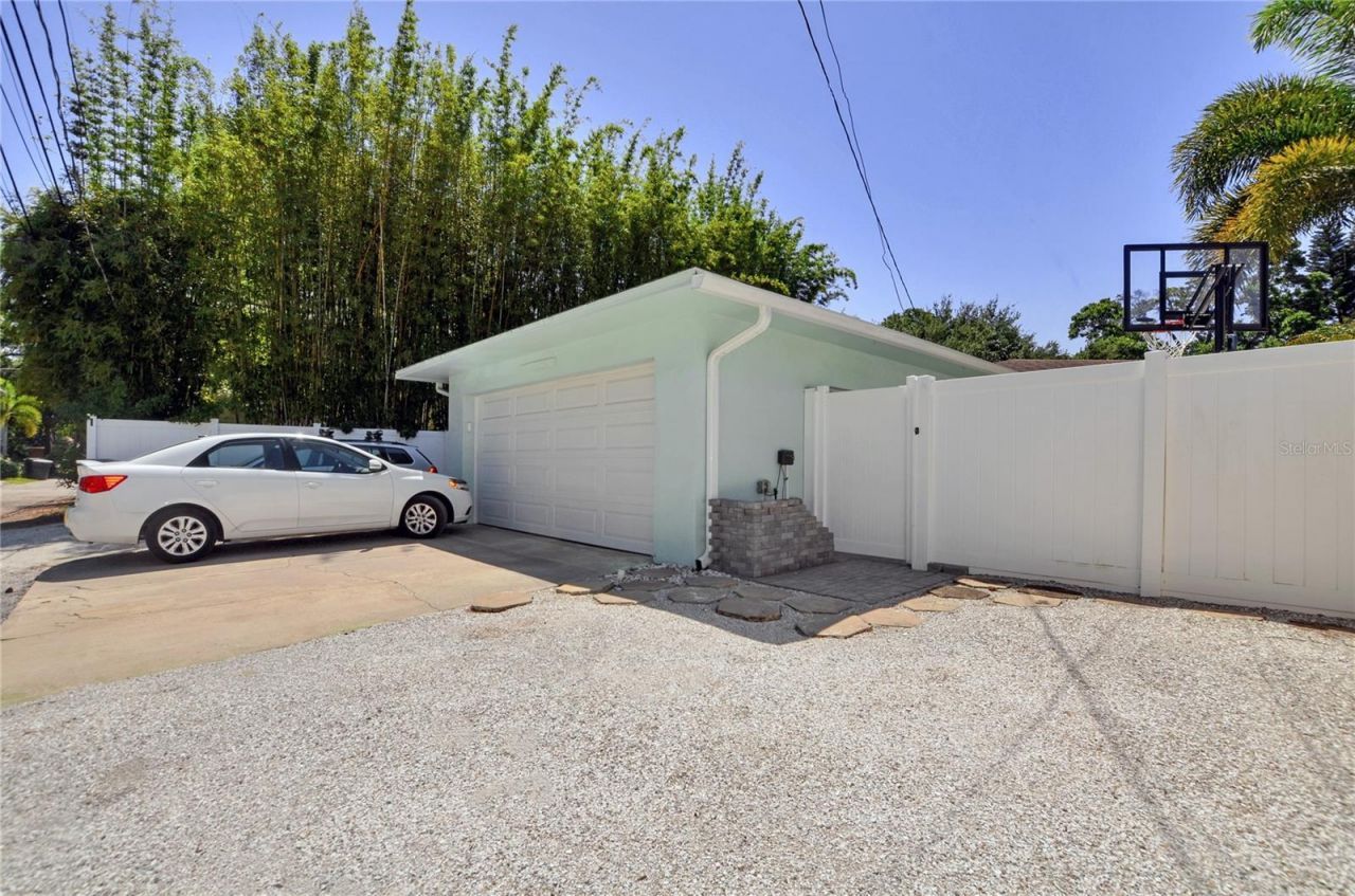 811 26th Avenue N, Saint Petersburg, FL 33704 Photo