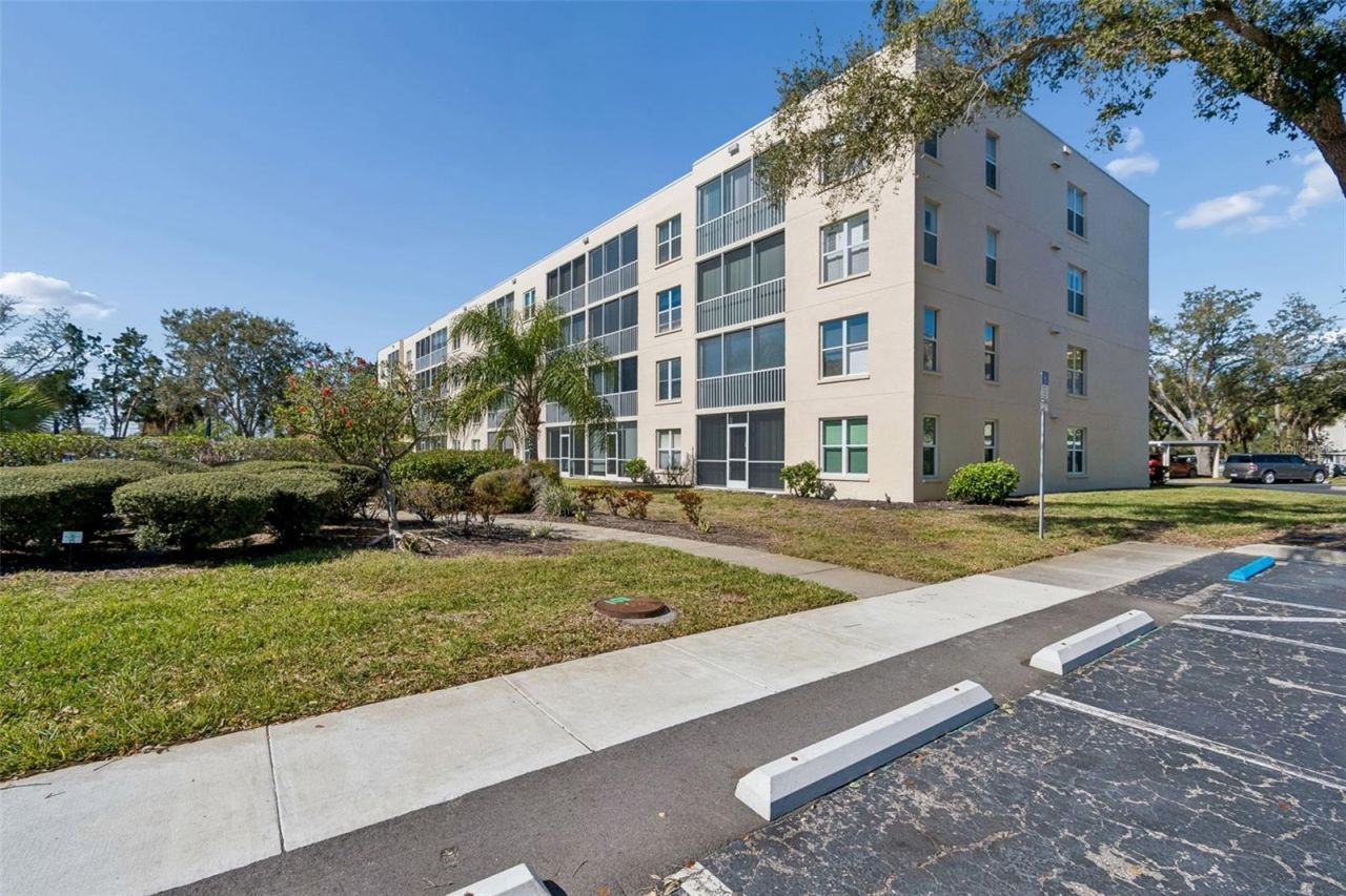 3950 Ironwood Circle, Unit 103, Bradenton, FL 34209 Photo
