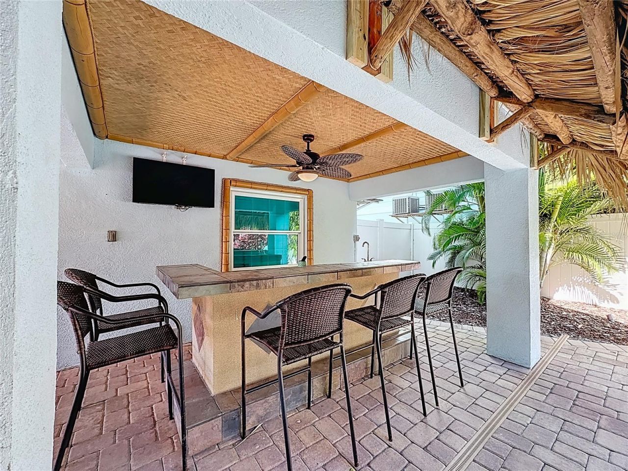 4805 2nd Avenue, Holmes Beach, FL 34217 Photo