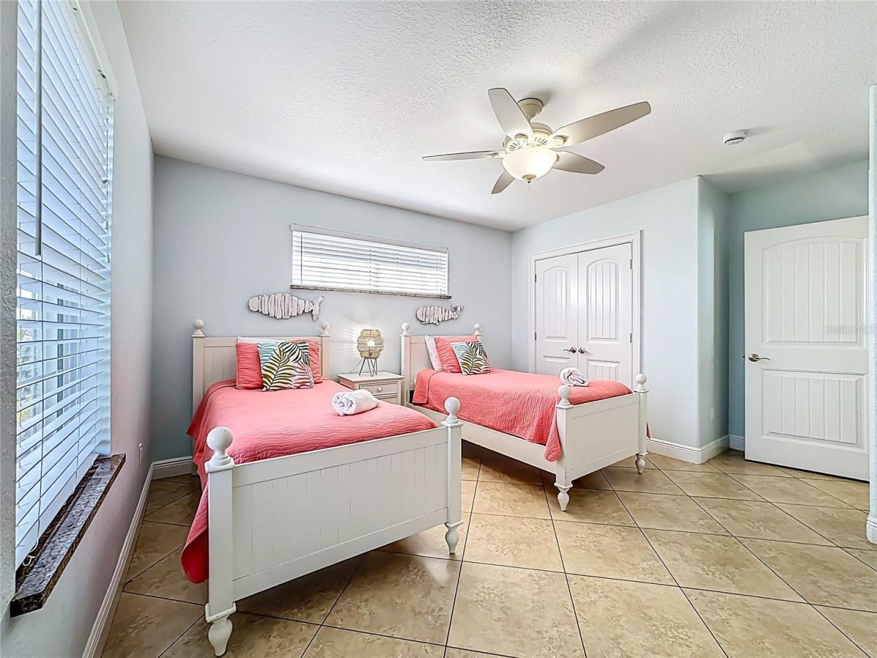 4805 2nd Avenue, Holmes Beach, FL 34217 Photo