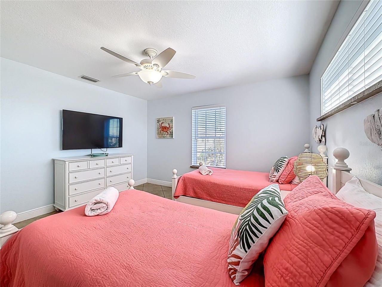 4805 2nd Avenue, Holmes Beach, FL 34217 Photo