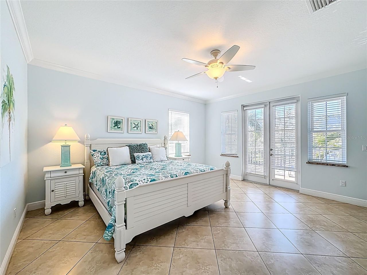 4805 2nd Avenue, Holmes Beach, FL 34217 Photo