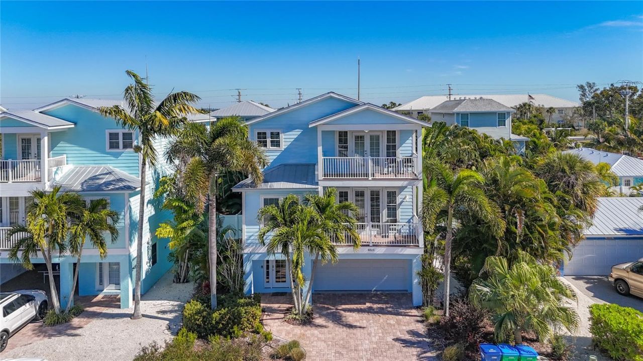 4805 2nd Avenue, Holmes Beach, FL 34217 Photo