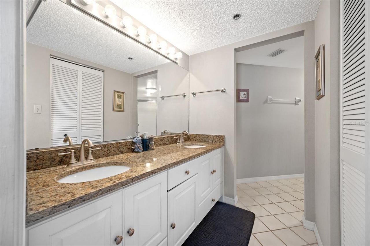 18450 Gulf Boulevard, Unit 213, Indian Shores, FL 33785 Photo
