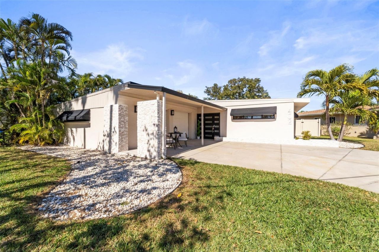 402 161st Avenue, Redington Beach, FL 33708 Photo