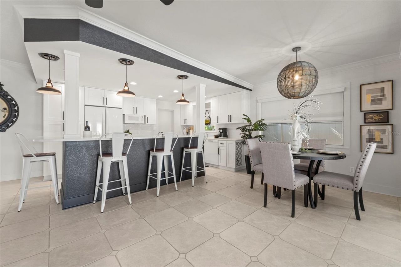 402 161st Avenue, Redington Beach, FL 33708 Photo